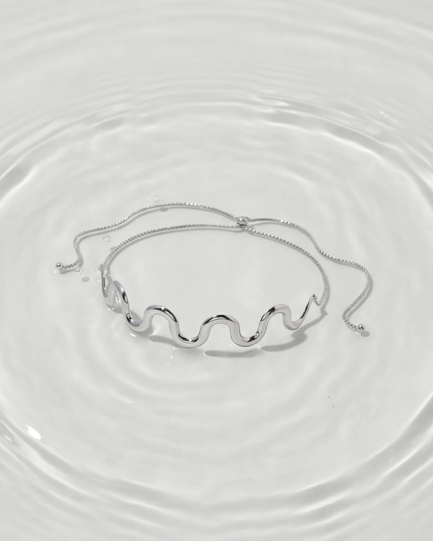 Naïla — Choker Ondulé